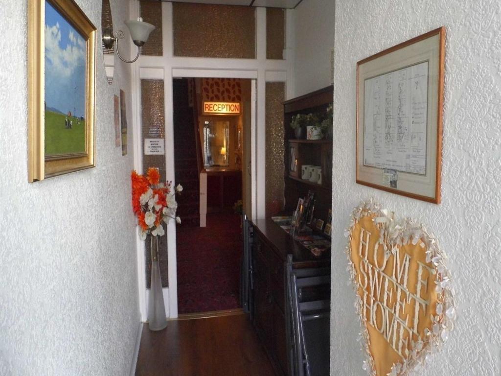 Hotel The Pembroke à Blackpool Extérieur photo